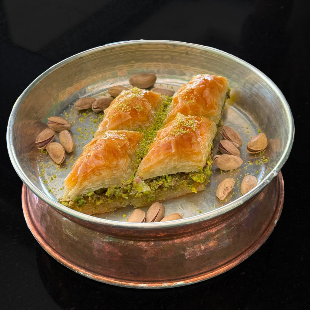 Urhanoğlu Fıstıklı Baklava